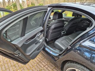 BMW 740 e iPerformans M-Paket 2.0 240кВ
