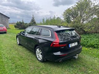 Volvo V60 B4 2.0 145kW