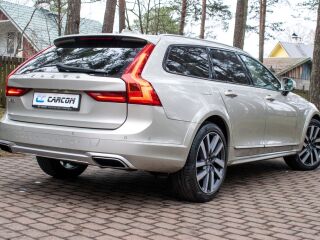 Volvo V90 Cross Country PRO Intelli Safe PRO Xenium Wntr 2.0 T6 AWD 235кВ