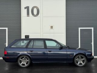 BMW 540 V8 4.0 210кВ