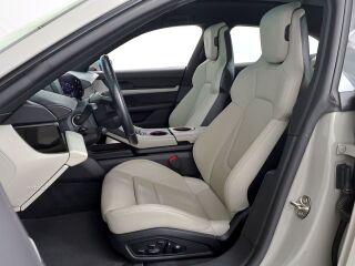 Porsche Taycan 4S 420kW