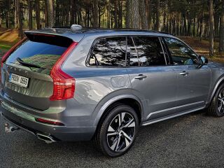 Volvo XC90 Inscription AWD R-Design 2.0 B5 KERS MildHybrid 173kW