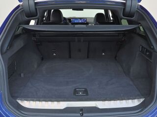 BMW 330 e xDrive M-Sportpakett 2.0 215кВ