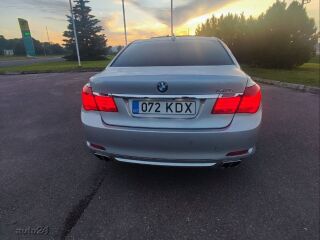 BMW 740 Individual 3.0 225kW