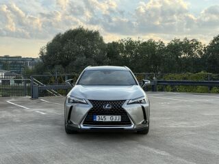Lexus UX 250h 2.0 112кВ