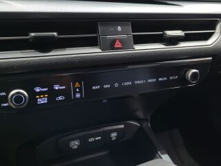 Kia XCeed LX Plus FIFA Pack 7DCT 1.6 110kW