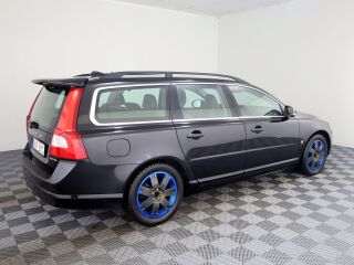 Volvo V70 Summum Facelift ATM 2.0 157kW