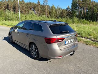 Toyota Avensis 1.8 108kW