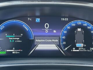 Toyota Corolla Active Plus + Comfort pakett 1.8 72kW