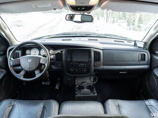 Dodge RAM 1500 4x4 Laramie 5.7 V8 257kW