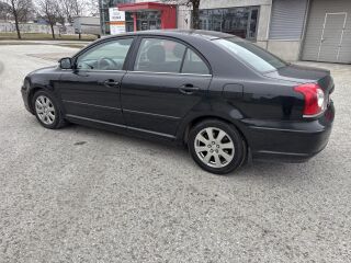 Toyota Avensis 1.8 95кВ