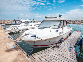 Beneteau Antares 7.80 149kW