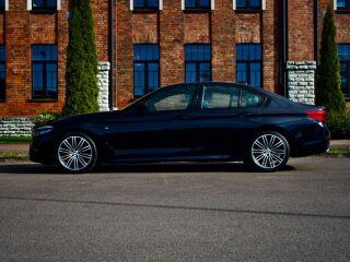 BMW 520 M-Sportpakett Shadowline xDrive 2.0 B47 140kW