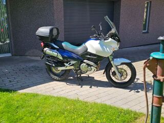 Suzuki XF 650 25kW