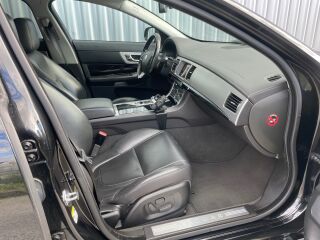 Jaguar XF Sport Black idition 2.2 TDCI 147kW
