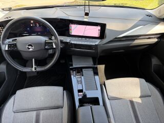 Opel Astra Innovation Plus 5D 1.2 96kW