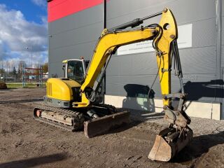 Neuson EZ 80 PERKINS 36кВ