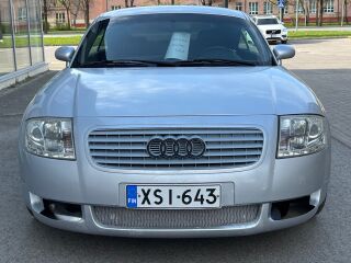 Audi TT QUATTRO 1.8 R4 132кВ