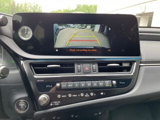 Lexus ES 300h 131kW