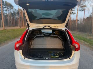Volvo V60 R-Design 2.4 D6 158kW