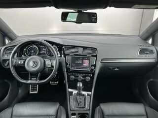 Volkswagen Golf R 4Motion 2.0 221kW