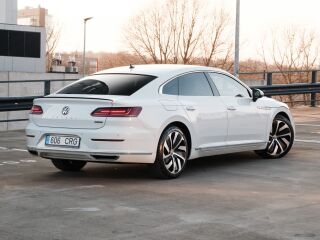 Volkswagen Arteon R-Line 4-motion 2.0 R4 140kW