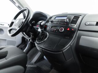 Volkswagen Multivan Family Comfort Plus 2.5 96kW