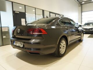Volkswagen Passat 1.5 TSI 110kW