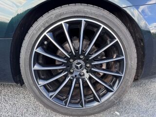 Mercedes-Benz E 220 2.0 R4 143kW
