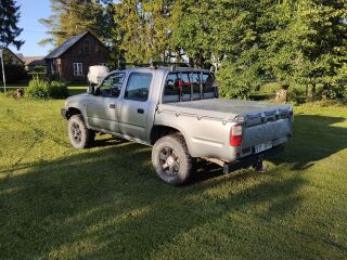 Toyota Hilux 2.5 75kW