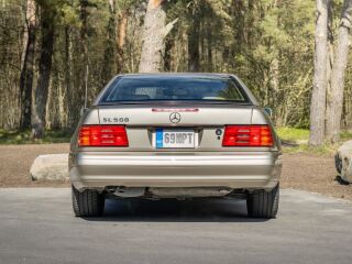Mercedes-Benz SL 500 5.0 V8 235kW