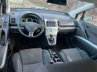 Toyota Corolla Verso Diesel 2.2 R4 Diesel 130kW