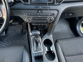 Kia Sportage 1.7 104кВ
