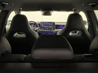 Volkswagen Passat Variant 4Motion R-Line Black Style 142kW