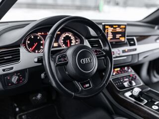 Audi A8 Luxury Comfortline W12 LOOK 3.0 184kW