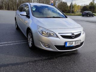 Opel Astra Sport tourer 1.7 81kW