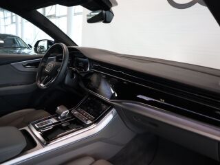 Audi Q8 S line 55 TFSI e quattro 3.0 250kW