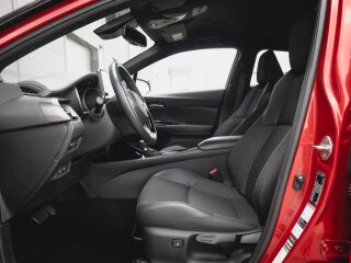 Toyota C-HR Hybrid Crossover Style 2.0 112kW