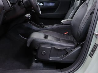 Volvo XC40 Recharge T4 Core Bright 1.5 155кВ