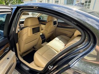 BMW 740 3.0 225kW