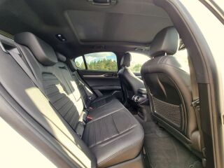 Alfa Romeo Stelvio Veloce 2.0 206kW