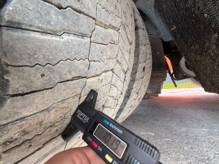 Scania P320 6x2*4 235кВ