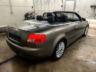Audi A4 2.5 120kW