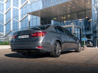 Lexus GS 450h Executive + Mark Levinson 3.5 V6 215kW