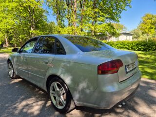 Audi A4 Exclusive 2.0 103kW