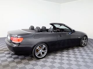 BMW 330 Cabrio ATM 3.0 D 170kW