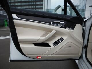Porsche Panamera 970.2 Turbo Facelift 4.8 V8 Bi-turbo 382kW