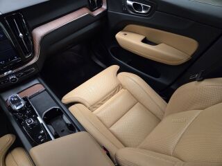 Volvo XC60 Plus Bright 2.0 184kW