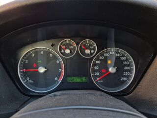 Ford Focus 1.4 59kW