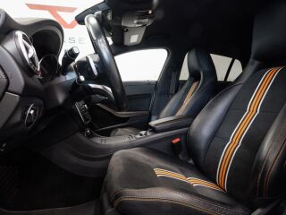 Mercedes-Benz CLA 200 AMG Orange Art 1.6 115kW